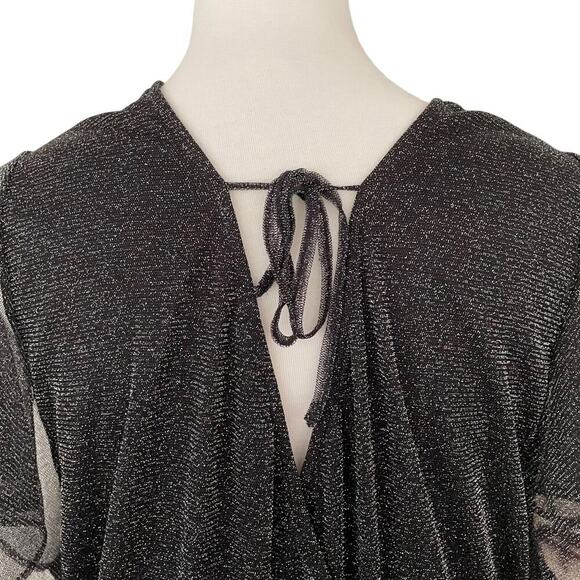 Torrid Black Glitter Lurex Flutter Sleeve Surplice Wrap Romper Plus Size 6 - Picture 10 of 13